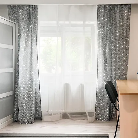 Bright And Beautiful Grigorescu Apartment *